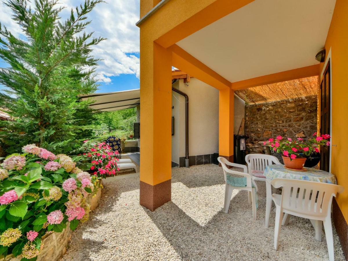 Holiday Home Karolina Opric Dış mekan fotoğraf